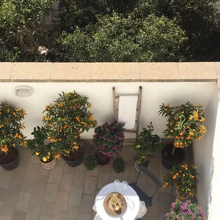 Piccola Dimora Con Terrazzina